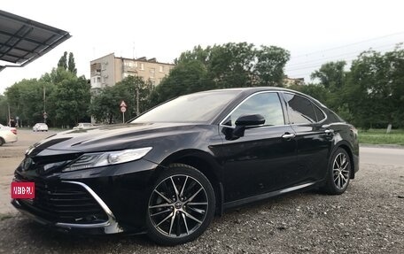 Toyota Camry, 2019 год, 3 100 000 рублей, 1 фотография