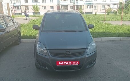 Opel Zafira B, 2012 год, 980 000 рублей, 1 фотография