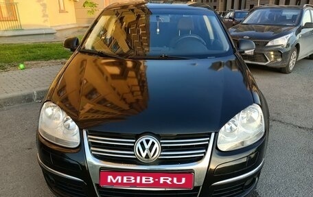 Volkswagen Jetta VI, 2010 год, 580 000 рублей, 1 фотография