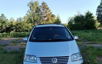 Volkswagen Sharan I рестайлинг, 2005 год, 750 000 рублей, 1 фотография