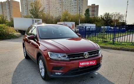 Volkswagen Tiguan II, 2019 год, 2 500 000 рублей, 1 фотография