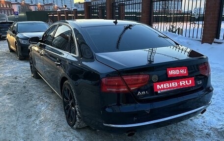 Audi A8, 2011 год, 1 620 000 рублей, 4 фотография