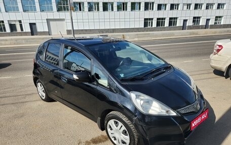 Honda Jazz II рестайлинг, 2011 год, 800 000 рублей, 1 фотография