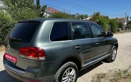 Volkswagen Touareg III, 2004 год, 680 000 рублей, 3 фотография