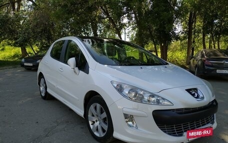 Peugeot 308 II, 2010 год, 700 000 рублей, 2 фотография