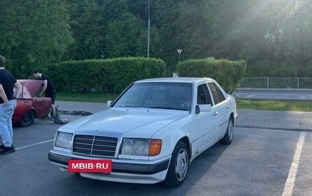 Mercedes-Benz W124, 1993 год, 250 000 рублей, 2 фотография