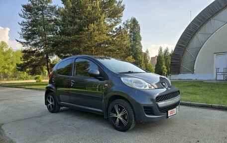 Peugeot 107 I рестайлинг, 2009 год, 545 000 рублей, 2 фотография