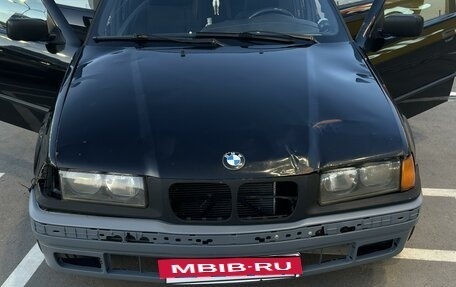 BMW 3 серия, 1993 год, 380 000 рублей, 2 фотография