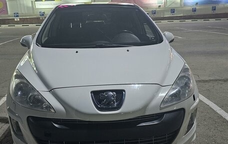 Peugeot 308 II, 2010 год, 598 000 рублей, 2 фотография