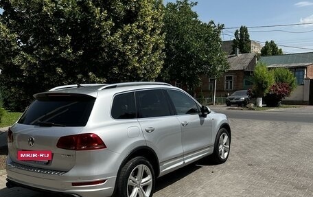 Volkswagen Touareg III, 2011 год, 1 900 000 рублей, 4 фотография