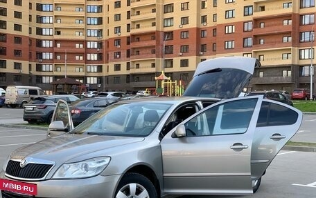 Skoda Octavia, 2010 год, 755 000 рублей, 2 фотография