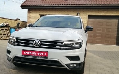 Volkswagen Tiguan II, 2018 год, 2 650 000 рублей, 1 фотография