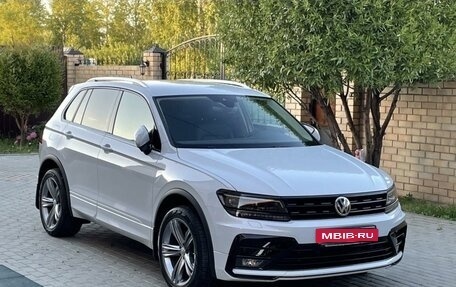 Volkswagen Tiguan II, 2019 год, 3 500 000 рублей, 1 фотография