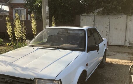 Nissan Bluebird VIII, 1989 год, 75 000 рублей, 1 фотография