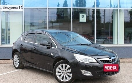 Opel Astra J, 2011 год, 890 000 рублей, 2 фотография