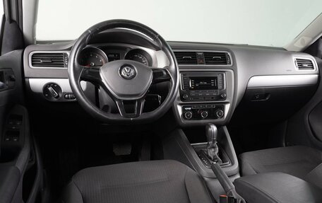 Volkswagen Jetta VI, 2017 год, 1 659 000 рублей, 6 фотография