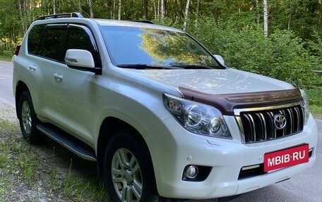 Toyota Land Cruiser Prado 150 рестайлинг 2, 2013 год, 3 777 000 рублей, 3 фотография