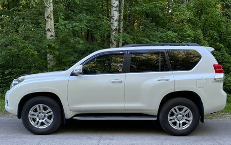 Toyota Land Cruiser Prado 150 рестайлинг 2, 2013 год, 3 777 000 рублей, 8 фотография