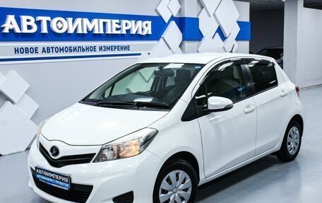 Toyota Vitz, 2012 год, 883 000 рублей, 2 фотография