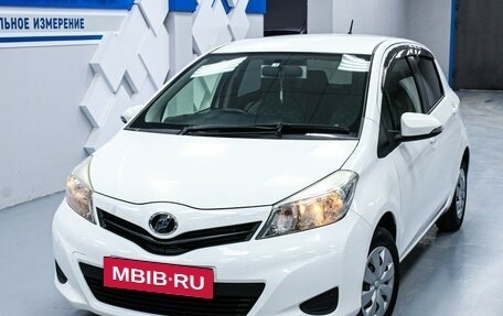 Toyota Vitz, 2012 год, 883 000 рублей, 4 фотография