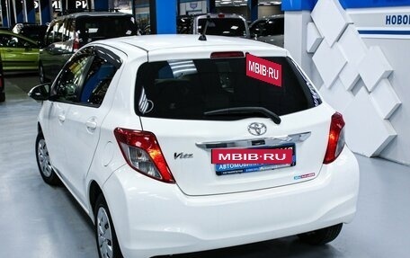 Toyota Vitz, 2012 год, 883 000 рублей, 10 фотография
