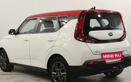 KIA Soul III, 2021 год, 2 100 000 рублей, 3 фотография