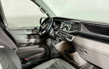 Volkswagen Caravelle T6 рестайлинг, 2020 год, 5 140 000 рублей, 9 фотография