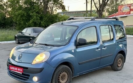 Renault Kangoo II рестайлинг, 2013 год, 820 000 рублей, 8 фотография