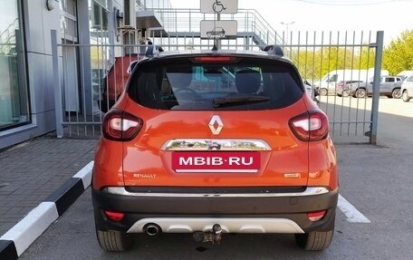 Renault Kaptur I рестайлинг, 2017 год, 1 596 000 рублей, 6 фотография
