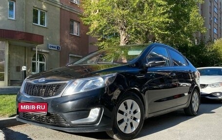 KIA Rio II, 2011 год, 860 000 рублей, 2 фотография