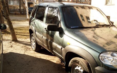 Chevrolet Niva I рестайлинг, 2010 год, 440 000 рублей, 4 фотография