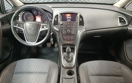 Opel Astra J, 2013 год, 1 090 000 рублей, 13 фотография