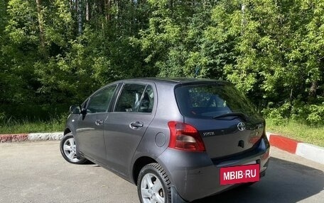 Toyota Yaris III рестайлинг, 2008 год, 709 000 рублей, 8 фотография