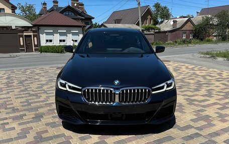 BMW 5 серия, 2020 год, 6 300 000 рублей, 2 фотография