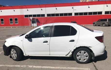 Renault Logan II, 2015 год, 380 000 рублей, 7 фотография