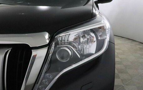 Toyota Land Cruiser Prado 150 рестайлинг 2, 2014 год, 3 448 000 рублей, 9 фотография
