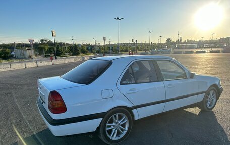 Mercedes-Benz C-Класс, 1995 год, 450 000 рублей, 4 фотография