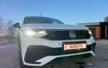 Volkswagen Tiguan II, 2021 год, 4 500 000 рублей, 4 фотография