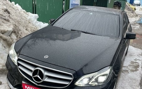 Mercedes-Benz E-Класс, 2014 год, 2 200 000 рублей, 4 фотография