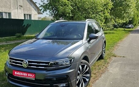 Volkswagen Tiguan II, 2019 год, 3 270 000 рублей, 5 фотография