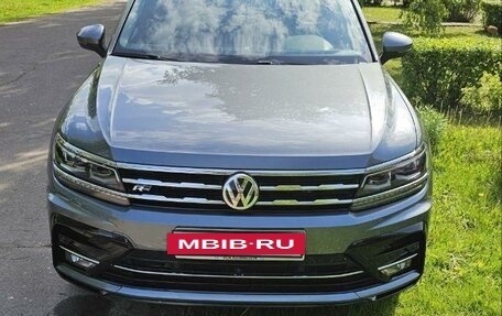 Volkswagen Tiguan II, 2019 год, 3 270 000 рублей, 4 фотография