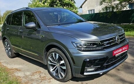 Volkswagen Tiguan II, 2019 год, 3 270 000 рублей, 6 фотография