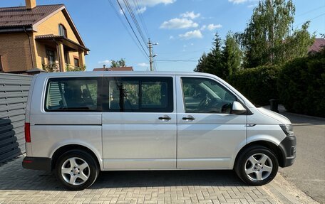 Volkswagen Caravelle T5, 2015 год, 2 550 000 рублей, 5 фотография