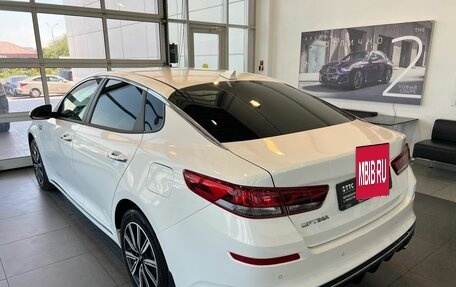 KIA Optima IV, 2018 год, 2 810 000 рублей, 7 фотография