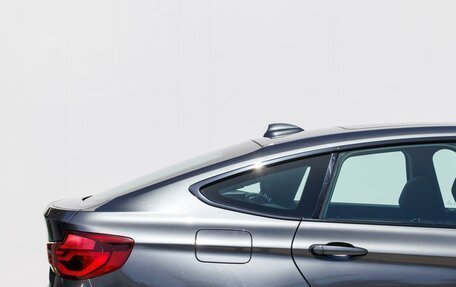 BMW 3 серия, 2019 год, 3 300 000 рублей, 14 фотография