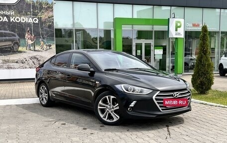 Hyundai Elantra VI рестайлинг, 2017 год, 1 300 000 рублей, 3 фотография