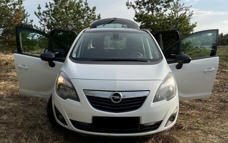 Opel Meriva, 2013 год, 800 000 рублей, 2 фотография