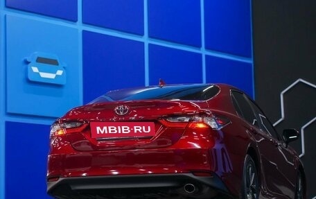 Toyota Camry, 2023 год, 3 700 000 рублей, 6 фотография