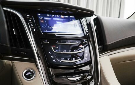 Cadillac Escalade IV, 2020 год, 7 400 000 рублей, 16 фотография