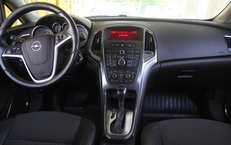 Opel Astra J, 2011 год, 770 000 рублей, 14 фотография